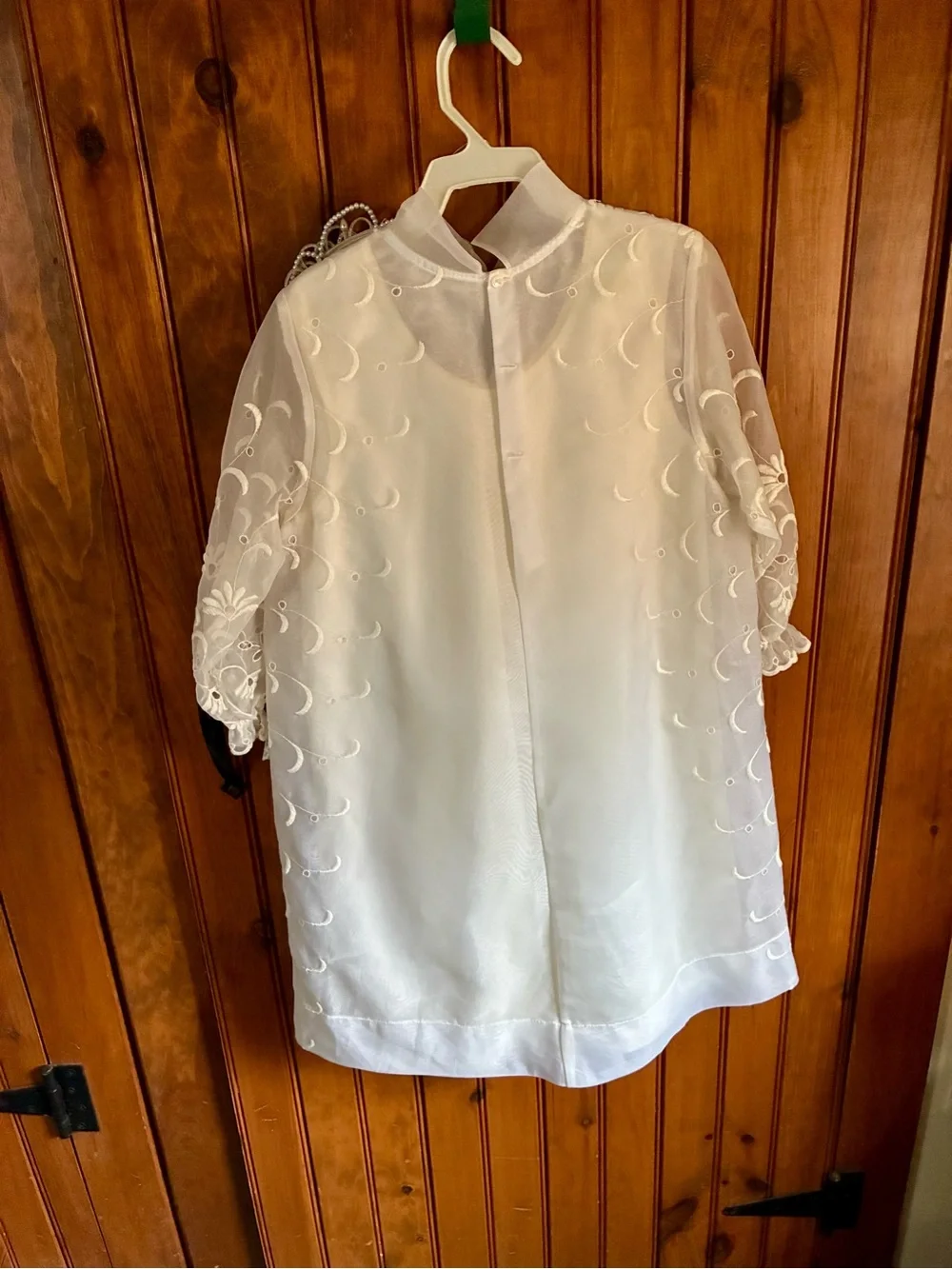 Vintage girls' size8 white dress with floral embroidery,Slip and veil.